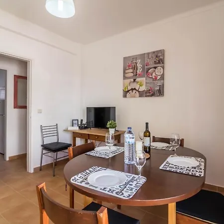 דירה Armacao Residences *