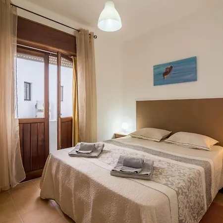 Lägenhet Armacao Residences *