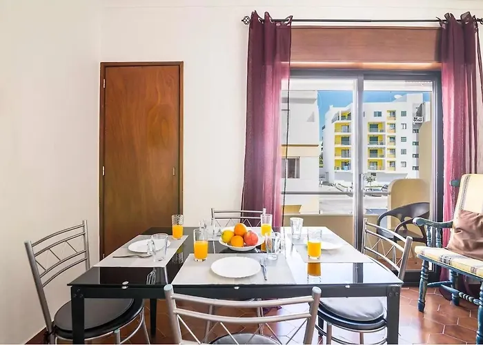 Apartament Armacao Residences
